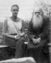 Протоиерей Сергий Лилеев с сыном Леонидом<br>Ист.: За Христа пострадавшие : Гонения на Русскую Православную Церковь ... Кн. 9. С. 407