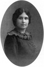 Ольга Федоровна, супруга отца Ярослава Савицкого. Гродно, 1904–1905.<br>Ист.: Священномученик протоиерей Ярослав Савицкий // Сайт русского писателя Александра Трофимова