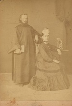 Священник Костровский Лаврентий Федорович с сестрой. 1880-е<br> Ист.: Астраханское духовенство