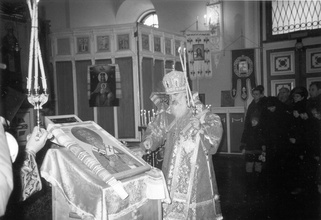 Канонизация архиепископа Сильвестра (Ольшевского) в г. Омск, фото 1998 г.<br>Ист.: fond.ru