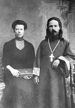 Протоиерей Александр Виноградов с супругой. Фото из архива семьи
