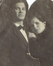 Сын Леонид с женой Анной Дмитриевной. 1920-е
<br>Ист.: Всемирное генеалогическое древо