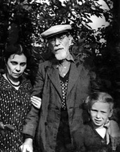 Бочаров Иван Матвеевич (иеромонах Иеракс) с Татьяной Ниловной Каменевой, 1957 г.<br>
Ист.: Новомученики, исповедники, за Христа пострадавшие ...