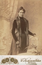 Жена — Лидия Петровна Виноградова (Строкова). 1914
<br>Ист.: Натуралист и артиллерист