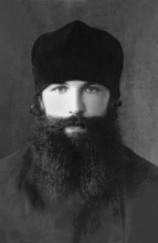 Священник Петр Петриков <br>Ист.: fond.ru