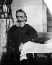 Протоиерей Александр незадолго до ареста. Ист.: pravmir.ru

