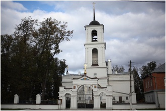 Храм Рождества Христова, где служил священник Александр Петропавловский. Московская обл., Богородский гор. окр., с. Ямкино.<br>Ист.: hram-yamkino.ru