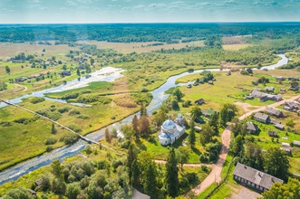 Свято-Троицкая церковь в д. Озерёво<br><i>Фотография предоставлена исследователем С. В. Старшининой</i>