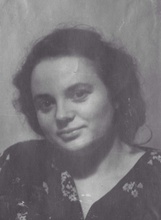 Внучка — Ирина Старовойтова (Павлова)<br>1980-е.<br> Ист.: myheritage.com