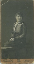 Дочь прот. М. Троицкого Еввула Михайловна. 1915 г. Фото предоставлено О. А. Щетковой