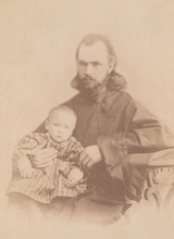 Диакон Николай Строганов с сыном Иваном