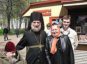 Последний год жизни о. Стефана. Слева от него — протоиерей Валентин Слукин. 2009.<br>Ист.: Игумен Стефан (Попков) ...