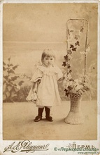 Леля (Ольга), дочь свящ. Павла Конюхова. Дек. 1897<br>Ист.: Пермский стиль