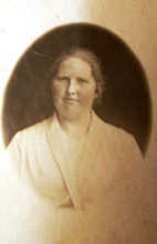 Юлия Николаевна, старшая дочь